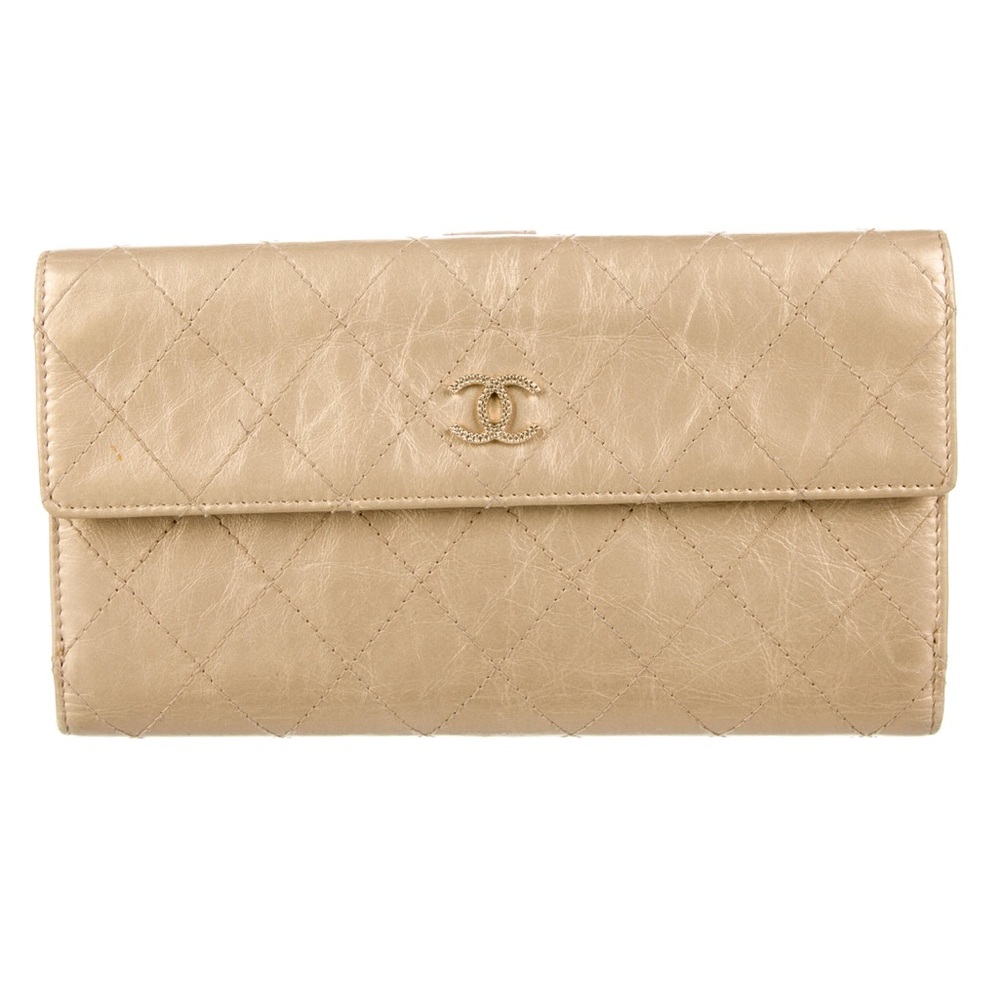 Chanel Long Flap in Gold Metalic Calfskin leather Quilted Wallet ✨